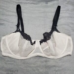 Victorias Secret Dream Angels Unlined Demi Bra 36D Cream Black Lace 905484-Q9Z